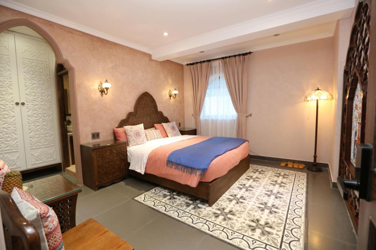 Aquarizon Boutique Hostel & City Bar Thành Pho Ho Chí Minh Esterno foto