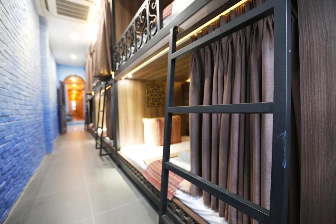 Aquarizon Boutique Hostel & City Bar Thành Pho Ho Chí Minh Esterno foto