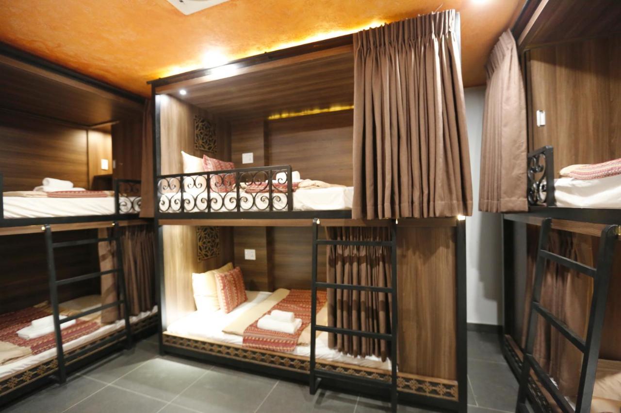 Aquarizon Boutique Hostel & City Bar Thành Pho Ho Chí Minh Esterno foto